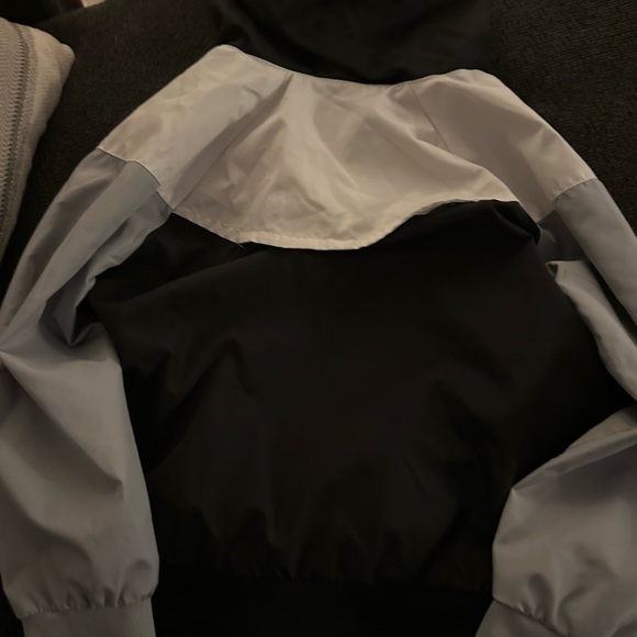 Nike jacket - Picture 2 of 3